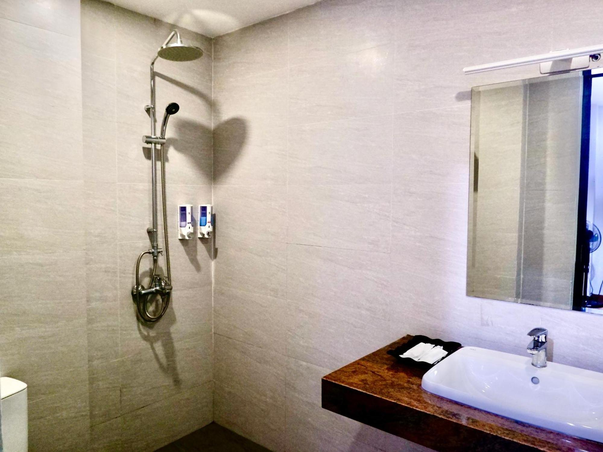 An Khang Hotel Ha Giang Bagian luar foto
